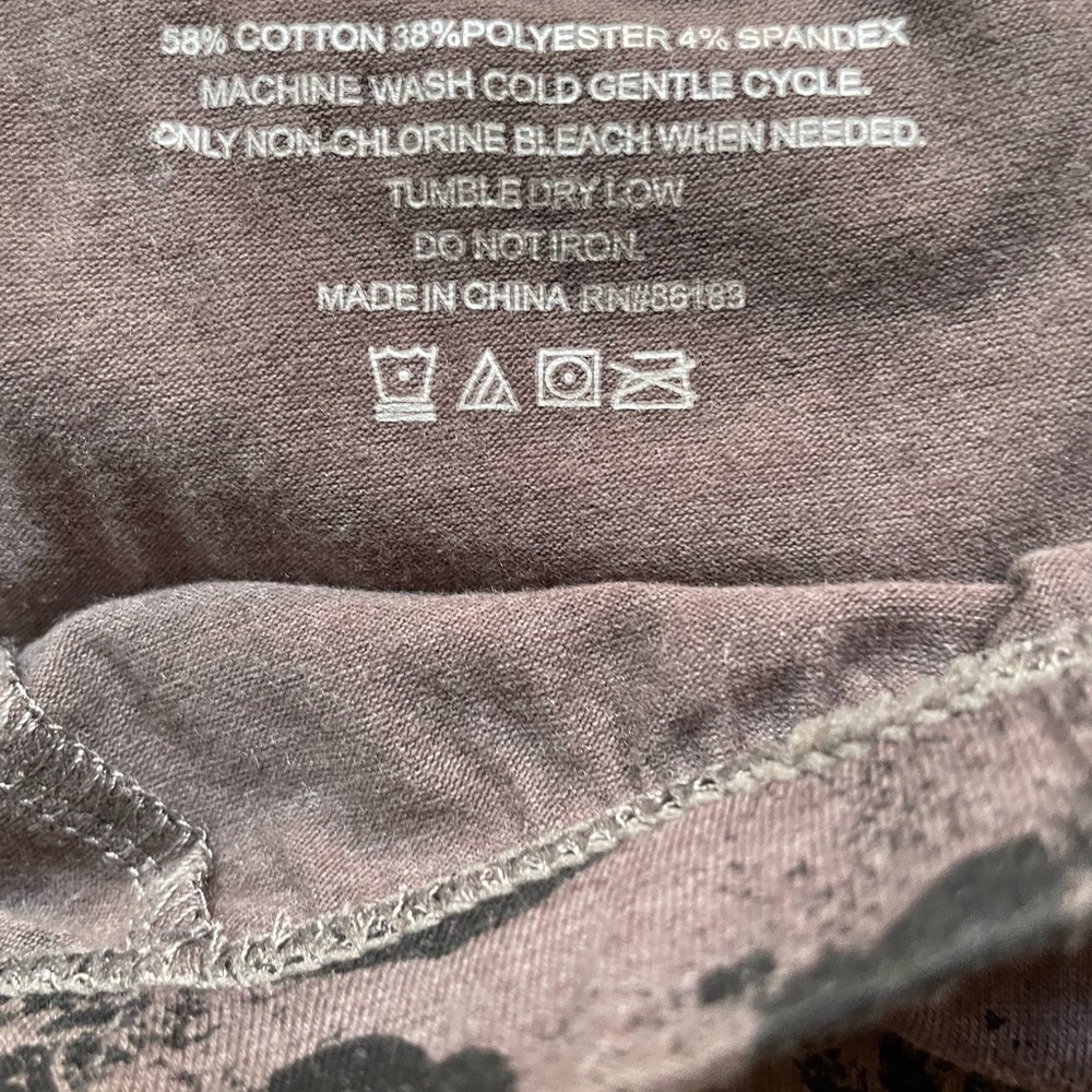 Gray rose leggings - Picture 3 of 3